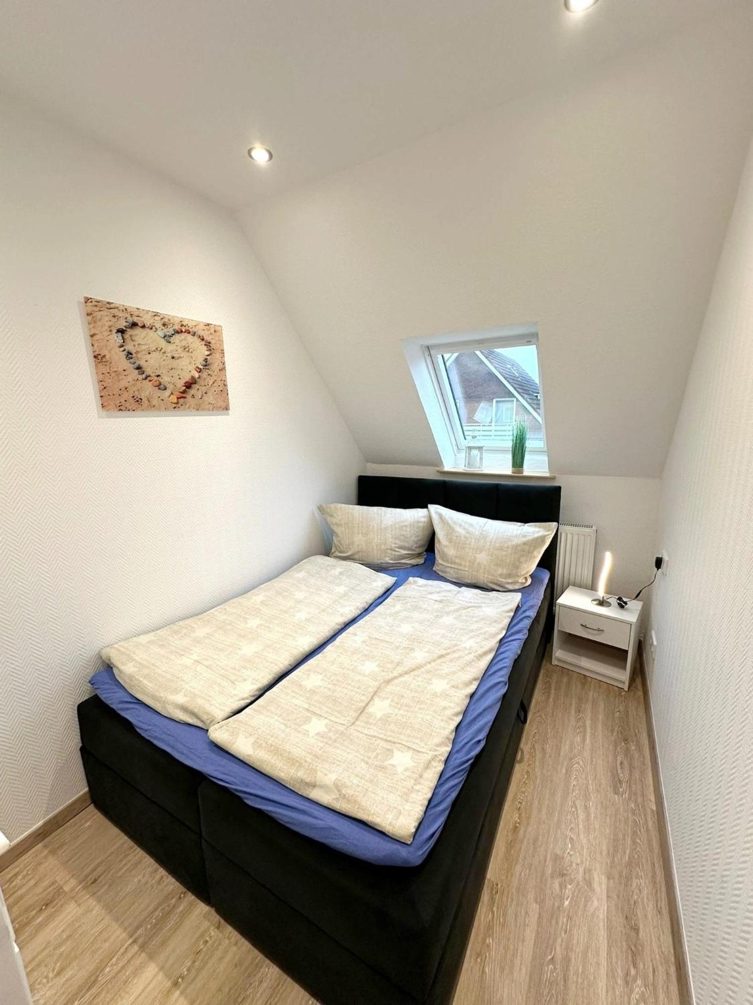 Ferienwohnung Haus Boje Knurrhahn Neuharlingersiel Exterior foto
